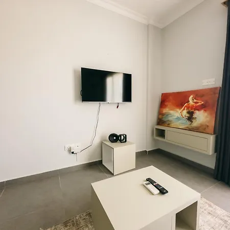 Grand Sapphire Hotel, Casino & Deluxe Residential *