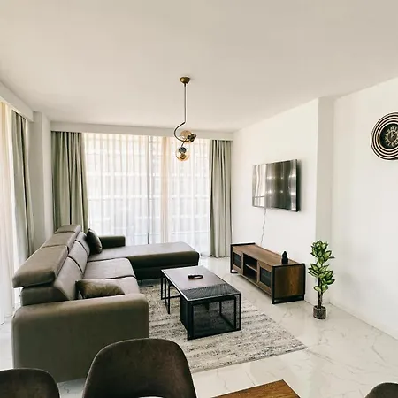 Grand Sapphire Hotel, Casino & Deluxe Residential *