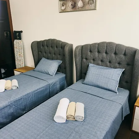 Daire Grand Sapphire Hotel, Casino & Deluxe Residential *
