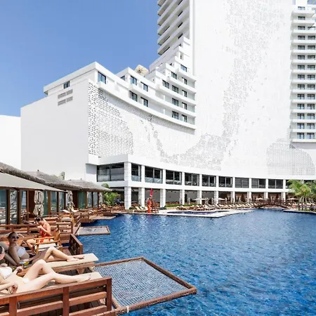 Grand Sapphire Hotel, Casino & Deluxe Residential Iskele District (Northern Cyprus)