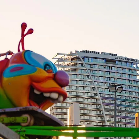 Grand Sapphire Hotel, Casino & Deluxe Residential