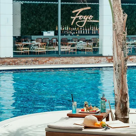 Grand Sapphire Hotel, Casino & Deluxe Residential