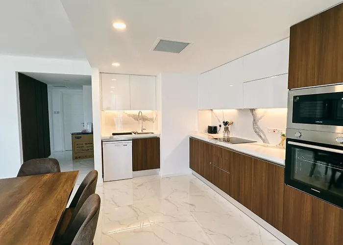 公寓 Grand Sapphire Hotel, Casino & Deluxe Residential *