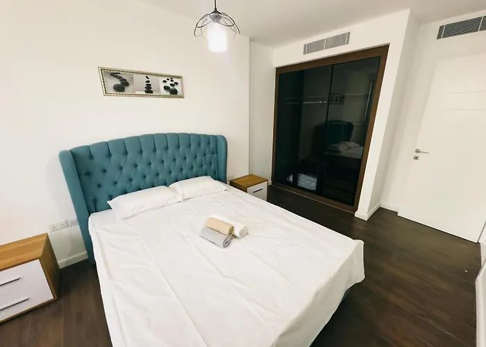 Grand Sapphire Hotel, Casino & Deluxe Residential