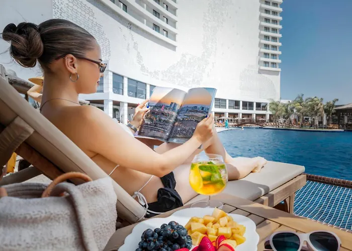 Grand Sapphire Hotel, Casino & Deluxe Residential 公寓 *